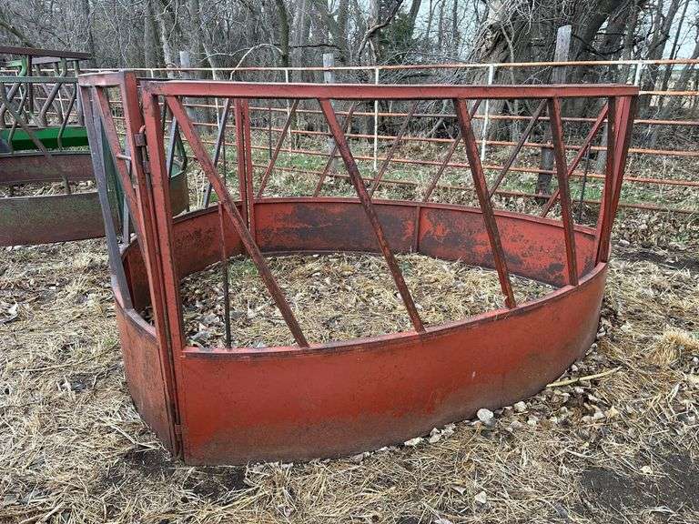 Round Hay Feeder