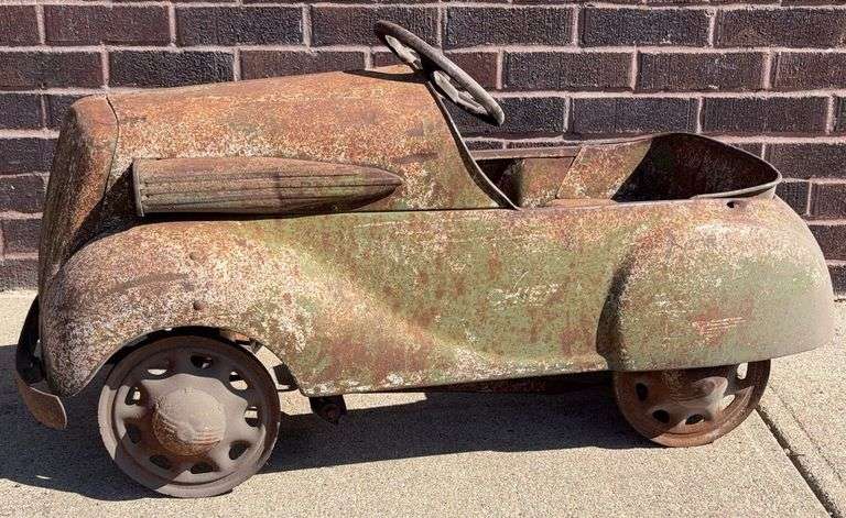 1935 or 1936 Chevrolet Pedal Car - Rare
