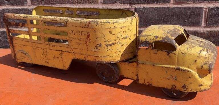 Wyandotte Pressed Steel “Express” Truck