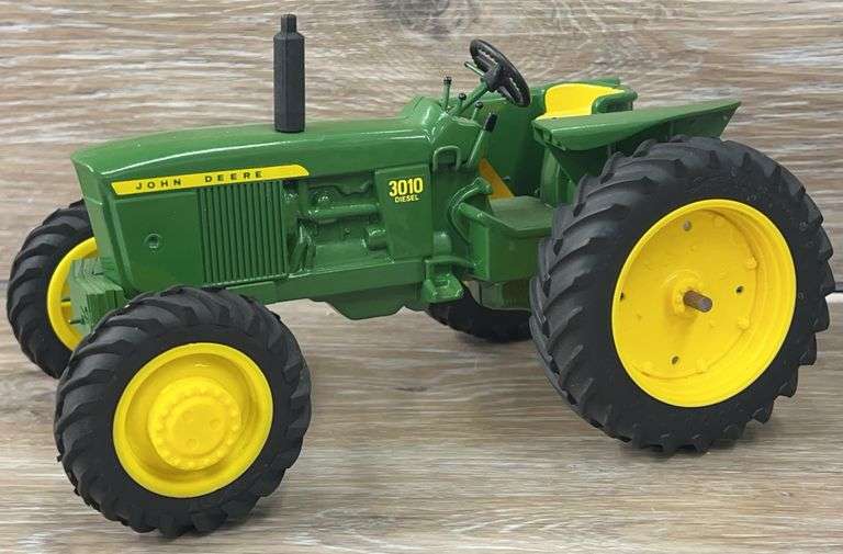 1/16 Scale Custom - John Deere 3010 Tractor with Weights & MFD Tires