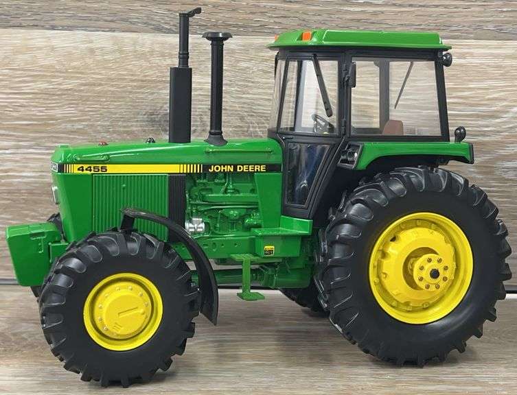 John Deere 4455 MFWD Tractor w/ Weights & Cab - 1/16 Scale Custom