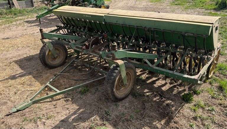 John Deere LLA - Grain Drill
