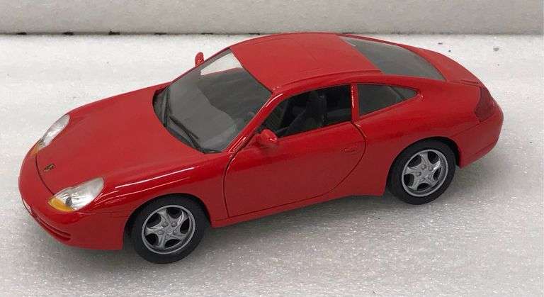 1996 Porsche 911 Carrera - 1/24 Scale