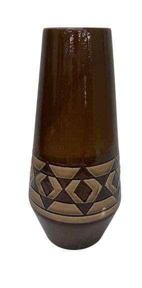 "Swift Eagle" Signed Native American Sioux Indian Pottery Vase - 9 1/2" Tall