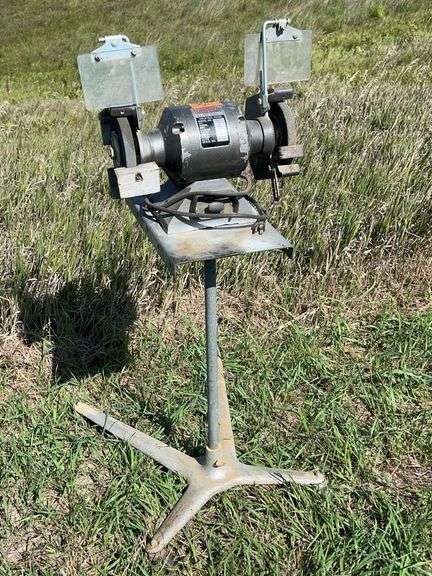 Duracraft Model 5C-6 Grinder On Stand