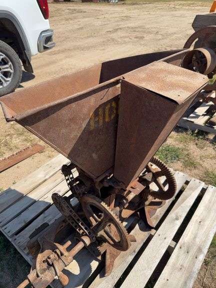 Antique "Hoosier" Endgate Seeder