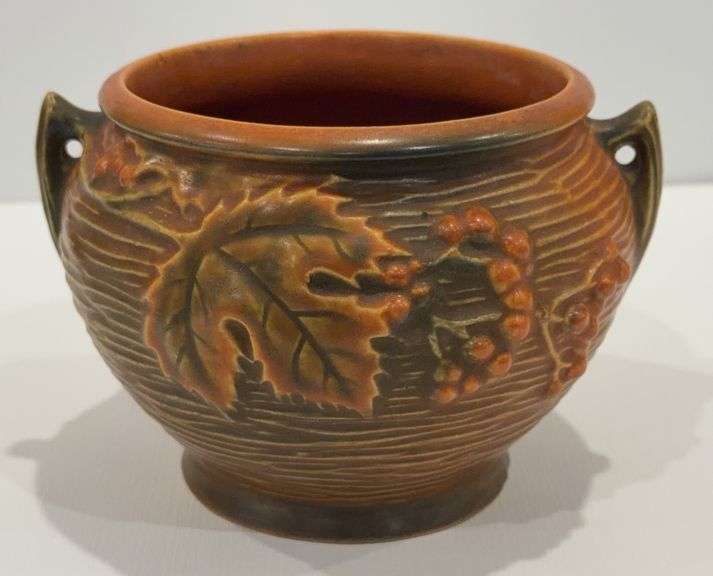 Roseville Pottery Bushberry Pattern Two Handle Jardiniere