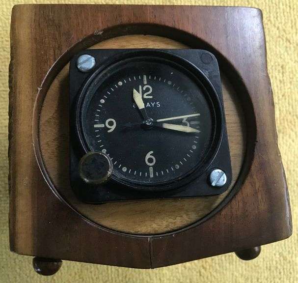 WORLD WAR TWO ERA AIRCRAFT WALTHAM 8-DAY COCKPIT CLOCK-WORKING