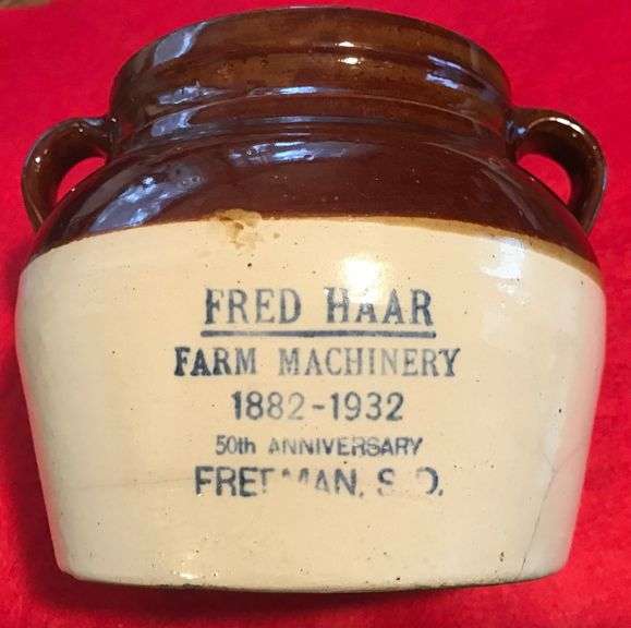 RARE 1932 “FRED HAAR FARM MACHINERY” ADVERTISING BEAN POT-FREEMAN, SOUTH DAKOTA