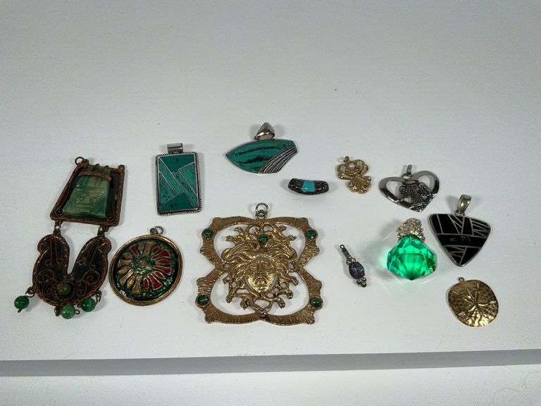Costume Jewelry: Pendants and Charms