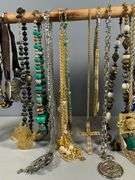 Costume Jewelry: Necklaces