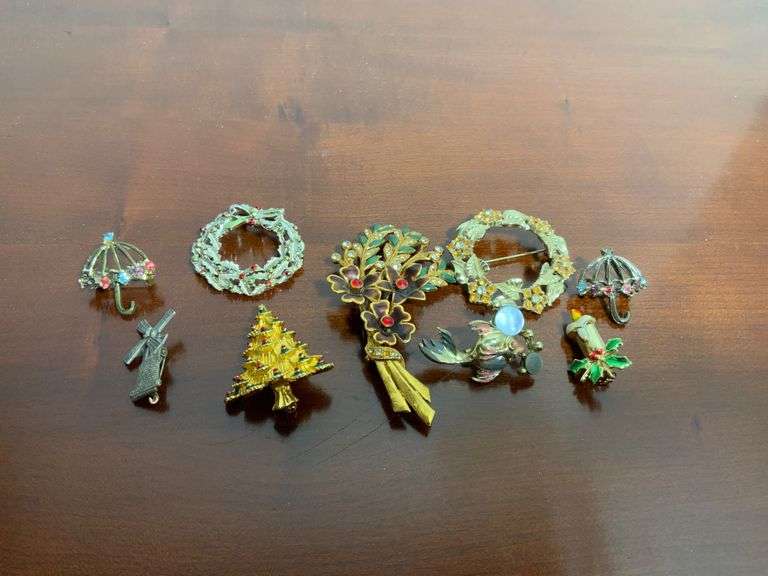 Vintage-Style Holiday and Figurative Brooches with Rhinestones