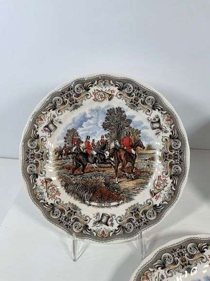 Set of Six Churchill Hunting Scene Collector Plates, 10-Inch