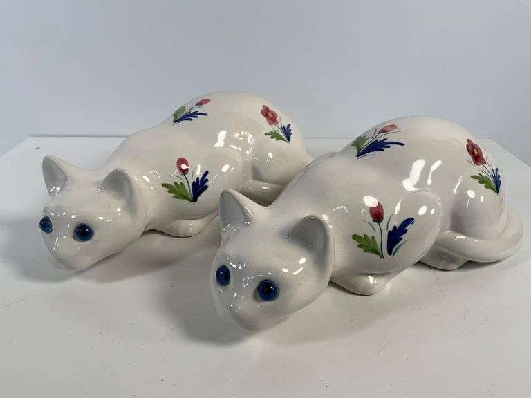 Pair of Portuguese Ceramics Cats, Floral Design
