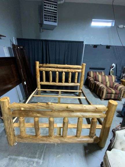 Rustic King-Size Solid Log Bed Frame With 80-Inch Wide Headboard