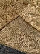 Machine-Woven Area Rug with Leaf Pattern, 63“ x 87“