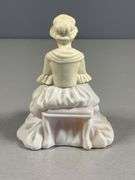 Vintage Avon Betsy Ross Decanter Figurine with 13-Star Flag Design