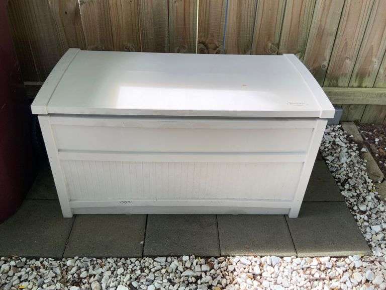 Suncast Outdoor Storage Deck Box in White