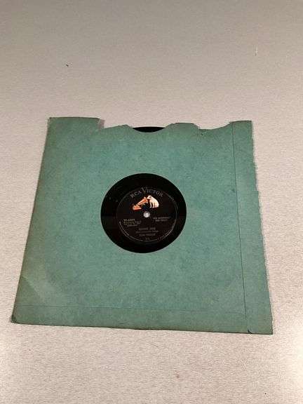 RCA Victor 78 RPM Record Featuring Elvis Presley ‘Don’t Be Cruel’ and ‘Hound Dog’
