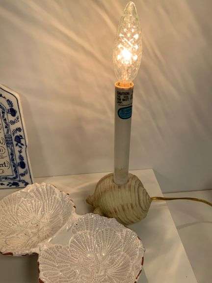 Decorative Ceramic and Porcelain Home Decor Items