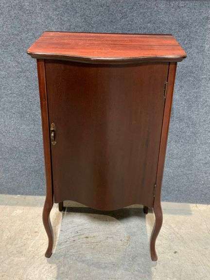 Larkin 1920s Mahogany-Finished Wooden Music Cabinet with Curved Legs and Single Door
