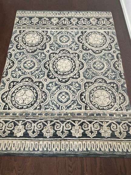 Threshold 100% Wool Area Rug, 5′ x 7′, Made in India