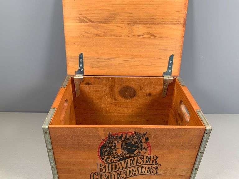 Wooden Budweiser Clydesdales Storage Box with Hinged Lid