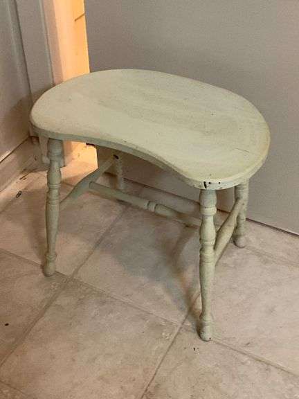 Wooden Kidney-Shaped Stool with Turned Legs in Painted Finish