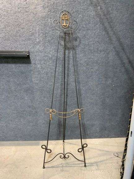 Black Metal Easel with Decorative Palm Tree Motif