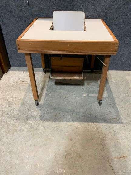 BaBee Tenda Wooden High Chair Table on Casters
