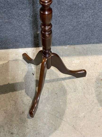 Three-Legged Wooden Plant Stand with Scalloped Top