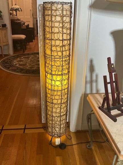 Floor Lamp with Woven Metal Frame and Inner Light Diffuser