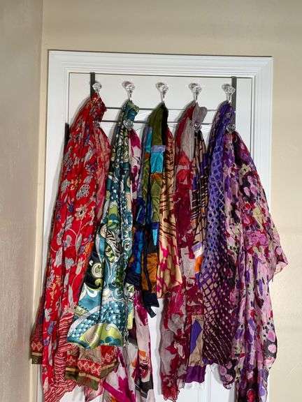 10 Colorful Floral and Geometric Patterned Scarves