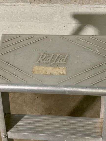 Rid-Jid Aluminum Step Ladder