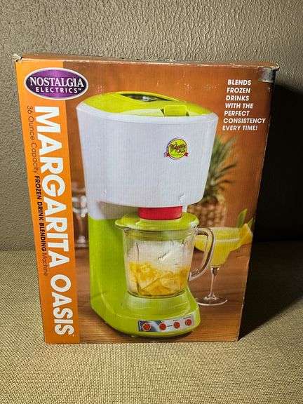 Nostalgia Electrics Margarita Oasis Frozen Drink Maker