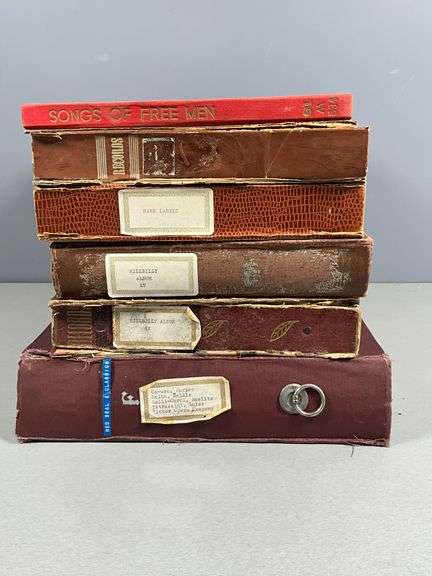 Vintage 78 RPM Records in Albums Featuring Various Labels and Artists