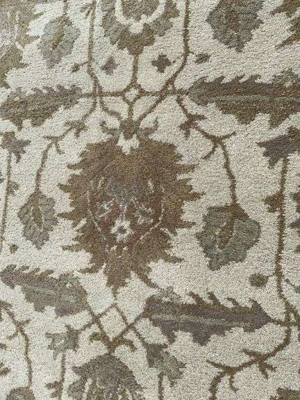8′ x 10′ Handmade Tufted Rug from India