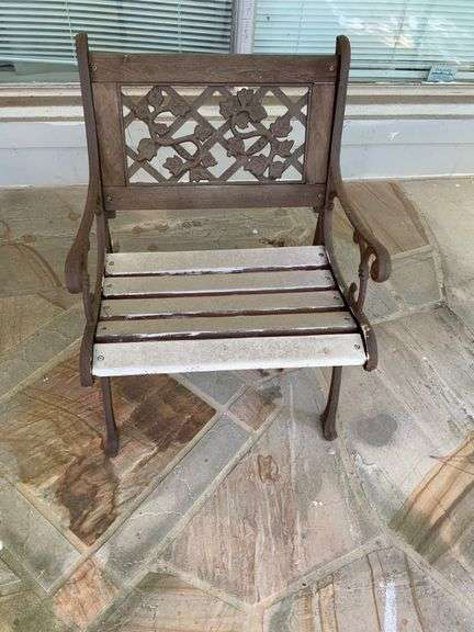 Small Cast-Iron Bench Seat With Vine and Leaf Motif