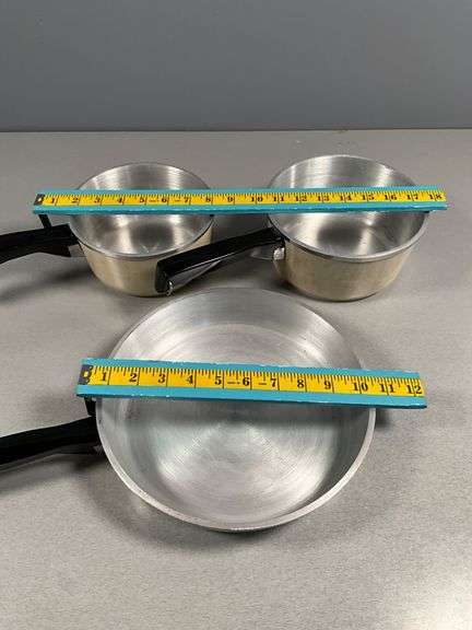 Club Aluminum Cookware Set with Frying Pan and Two Sauce Pots