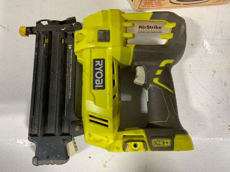 Ryobi ONE+ AirStrike Cordless Brad Nailer P320