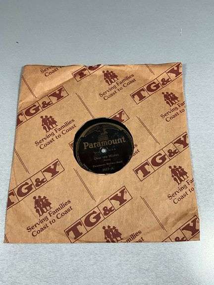 Paramount 78 RPM Record Featuring ‘The Sweetest Girl in Maryland’ by Paramount Military Band