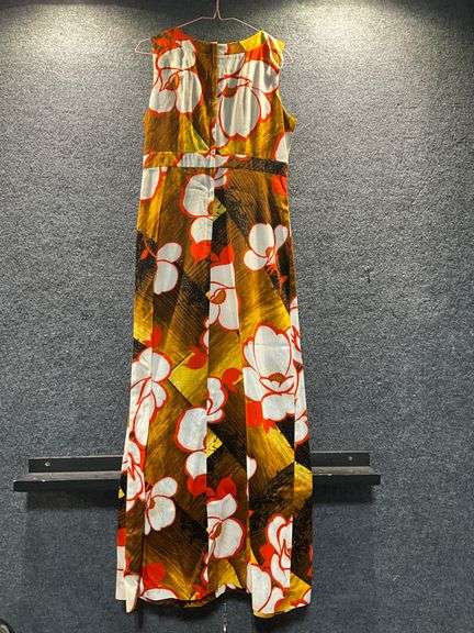 Circa 1960s Fashion By Darina Hawaii Floral Print Dress