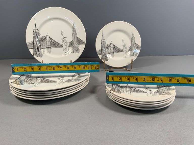 Royal Stafford Plates Featuring New York Skyline Design, Set of 12