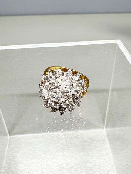 14k Gold and Diamond Cluster Ring, Size 10, 9.37 Grams