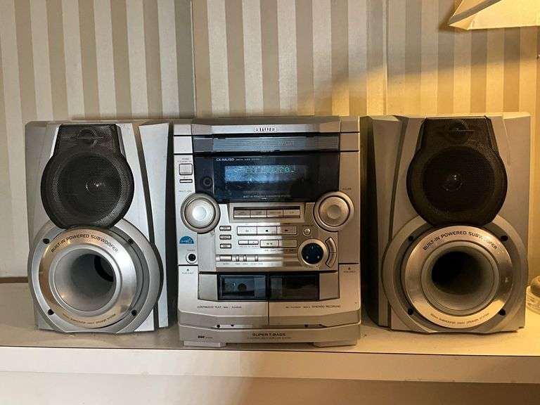 Aiwa CX-NAJ50 Digital Audio System with Built-in Subwoofer and CD Playback