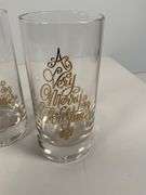 4 Clear Glasses with Gold ‘A Very Merry Christmas’ Design