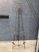 Black Metal Easel with Decorative Palm Tree Motif