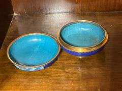 Cloisonné Enamel Lidded Box with Floral Design
