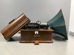 Edison Home Phonograph Standard D with Painted Floral Horn, Circa 1908