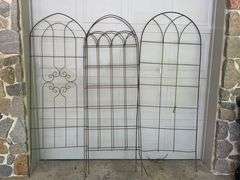 4 Arched Metal Yard Art with 3 Different Designs